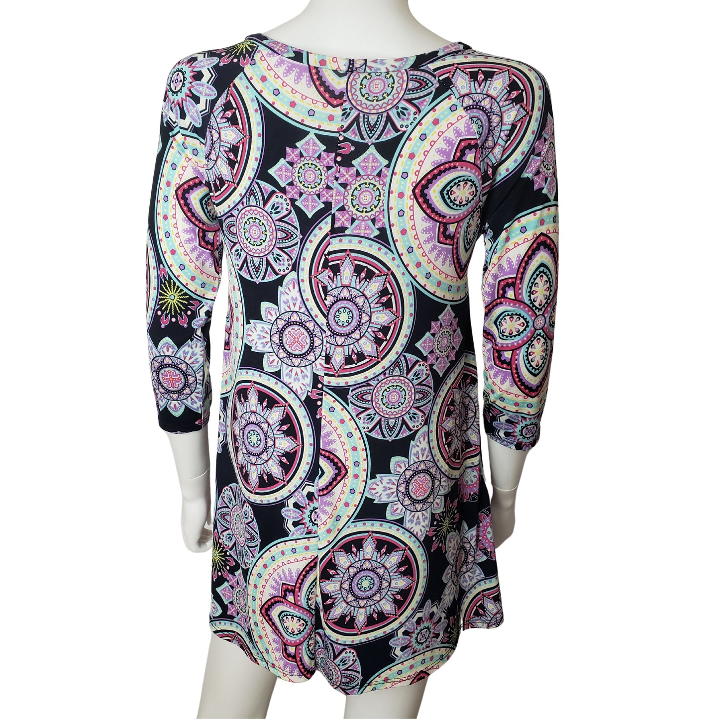 60s Inspired Mosaic Patterned Shirt with Half Sleeves and Side Pockets, Small