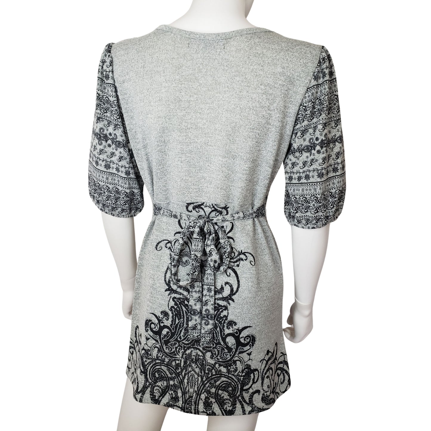 ALMOST FAMOUS Long Gray Black Patterned Shirt with Half Bishop Sleeves, V Neck, and Waist Tie, Large